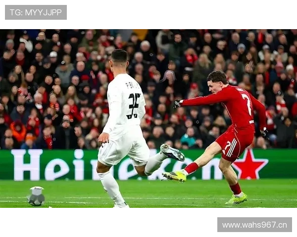 卡马文加：欧冠对阵利物浦、曼城的关键出场