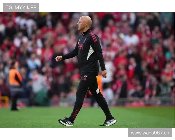 利物浦攻防转换失衡问题显现,赢球难掩体系稳定性承压 利物浦攻防转换失衡问题显现,赢球难掩体系稳定性承压