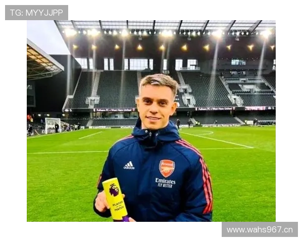 特罗萨德在阿森纳体系中的战术角色与无球跑位分析