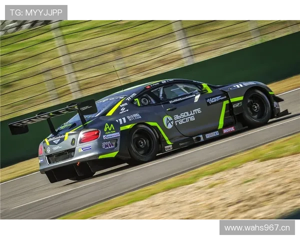 彭帅一现身就带着豪车队，普通人上班路都没这排面吧？